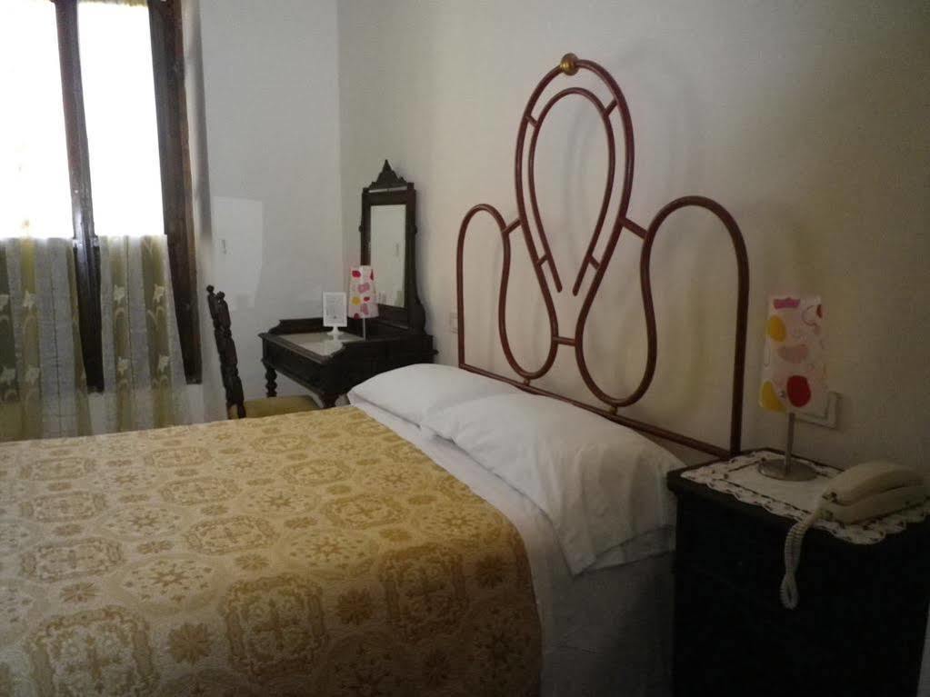 Hotel Posta Orvieto Luaran gambar